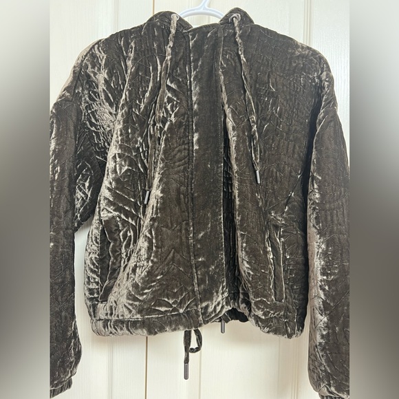Velvet quilted jacket - Picture 1 of 3